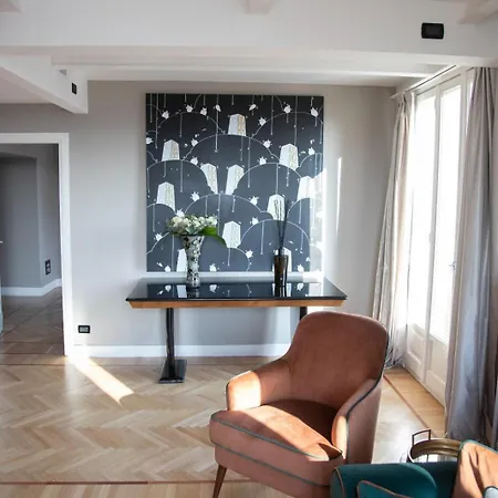 Luxury Retreat With Breathtaking View Appartamento